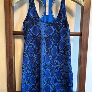 Lulu Lemon - blue pattern racer back athletic top, women's size 4